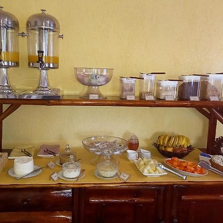Pousada Casa Amarela Piracaia Bagian luar foto