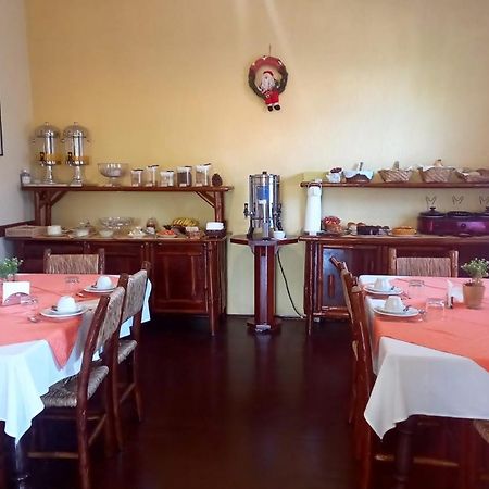 Pousada Casa Amarela Piracaia Bagian luar foto