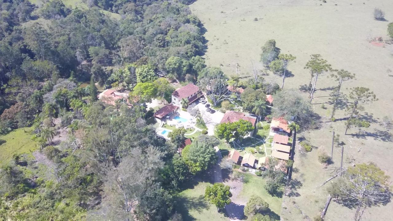 Pousada Casa Amarela Piracaia Bagian luar foto